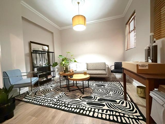 1 Bedroom Property for Sale in Sea Point Western Cape